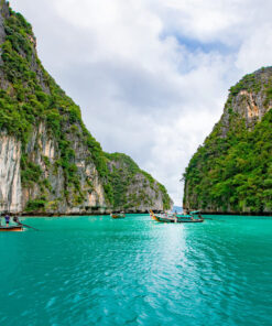 Phi Phi Island (Bamboo Island - Maya Bay - Pileh Lagoon)